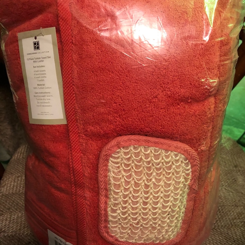 12 pc Roomy Oversized Bath-towels